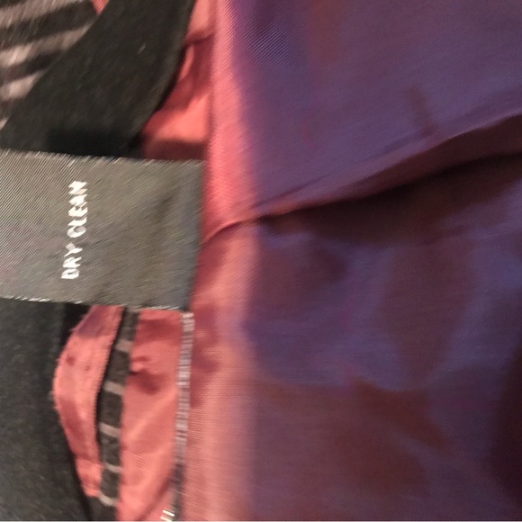 International concept Velvet Coat - Picture 12 of 17